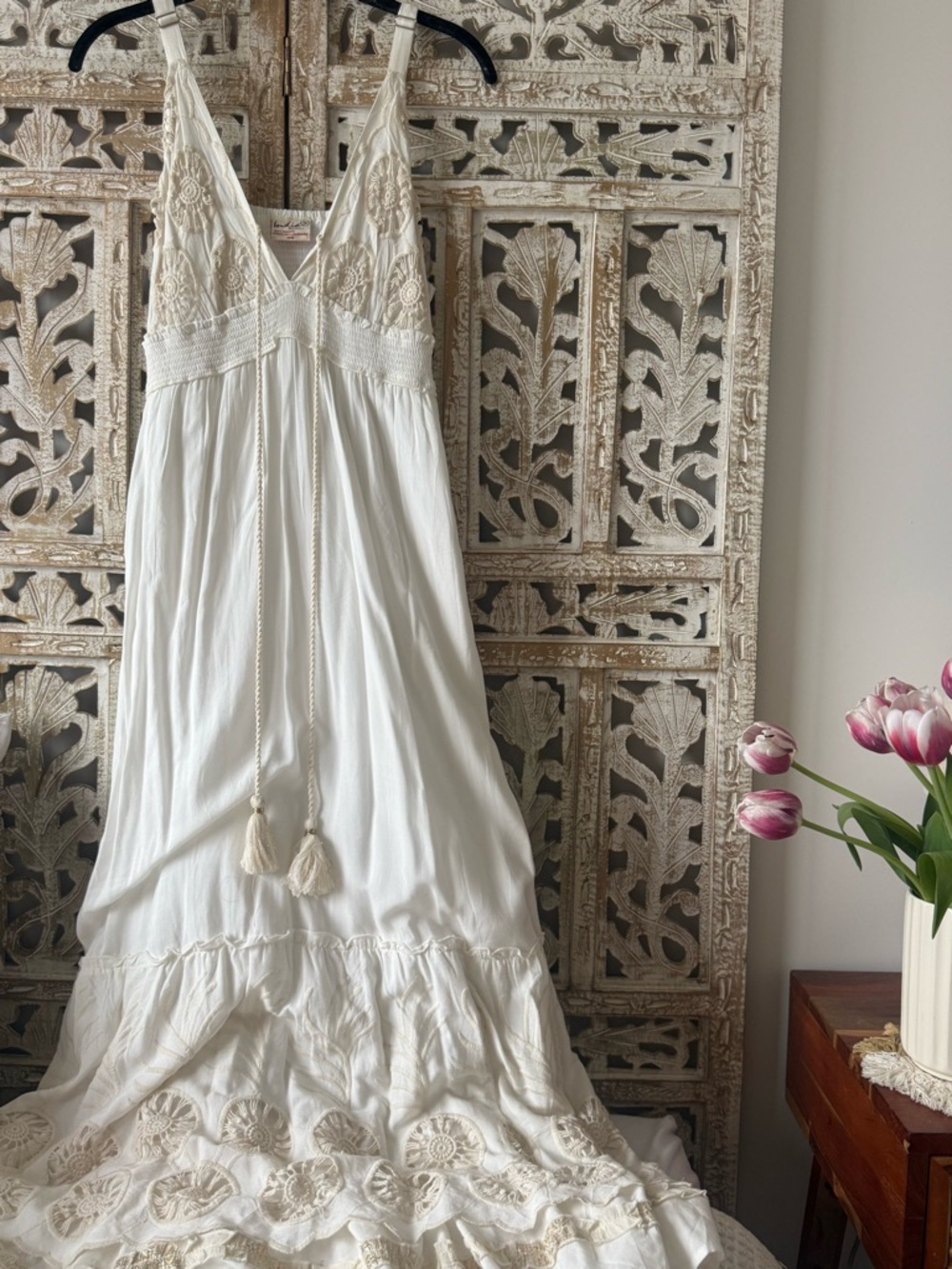 NWOT size L/XL Bohemian Lace Trim V-Neck Maxi Slip Dress - Cream